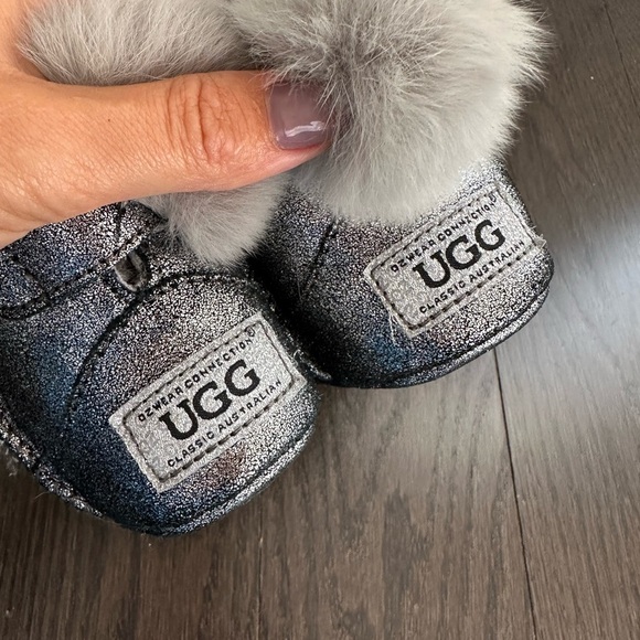 UGG Australia grey metallic infant boot - Picture 4 of 7